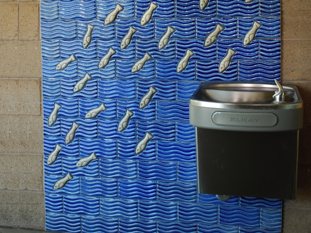 Tile fountain